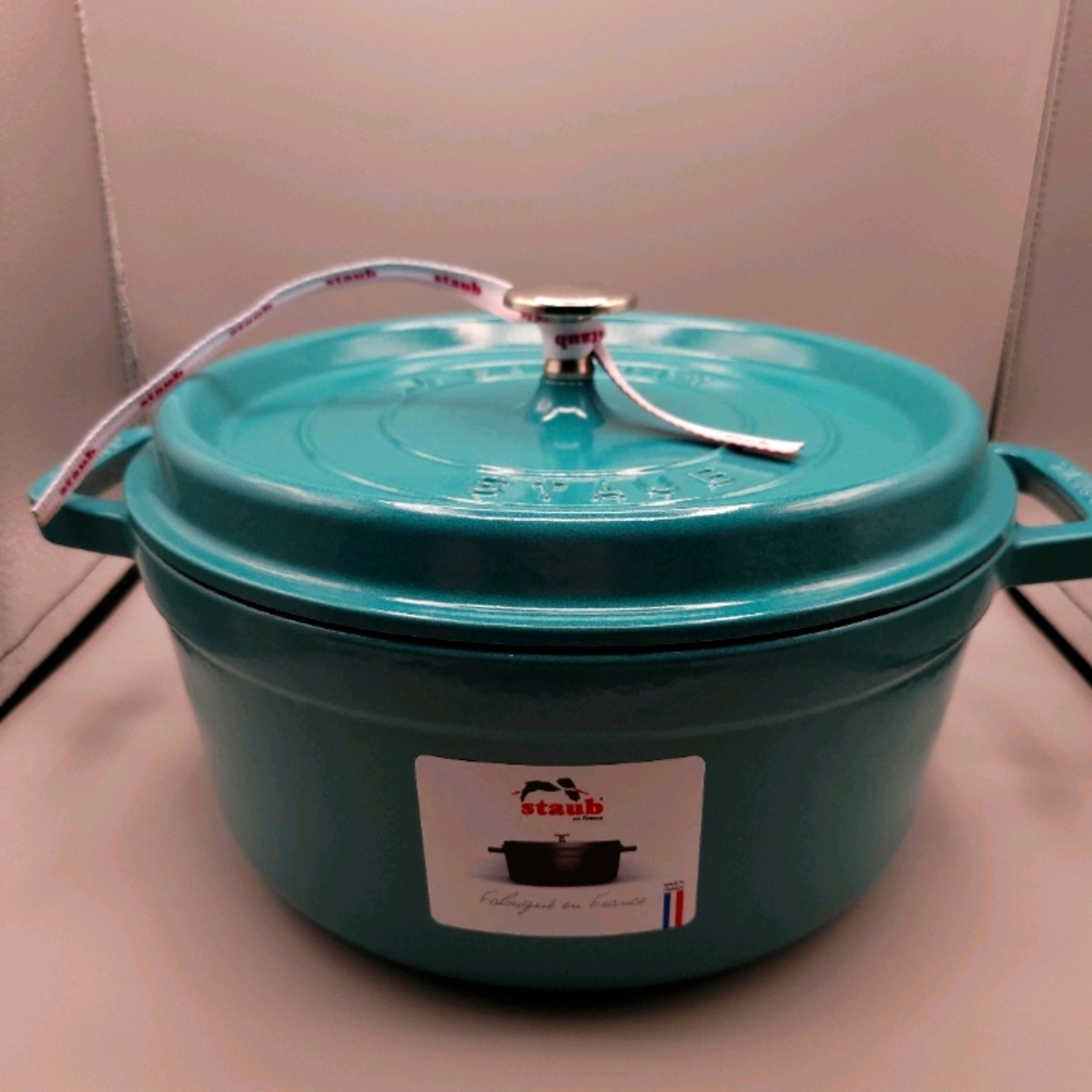 STAUB Cast Iron 4-qt Round Cocotte - Mint Green - Picture 1 of 5